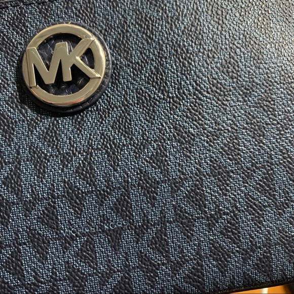 Michael Kors Wristlet - Picture 4 of 4